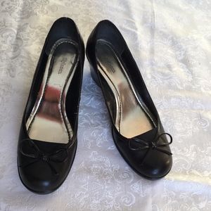 Style & Co Black Wedges Size 7.5